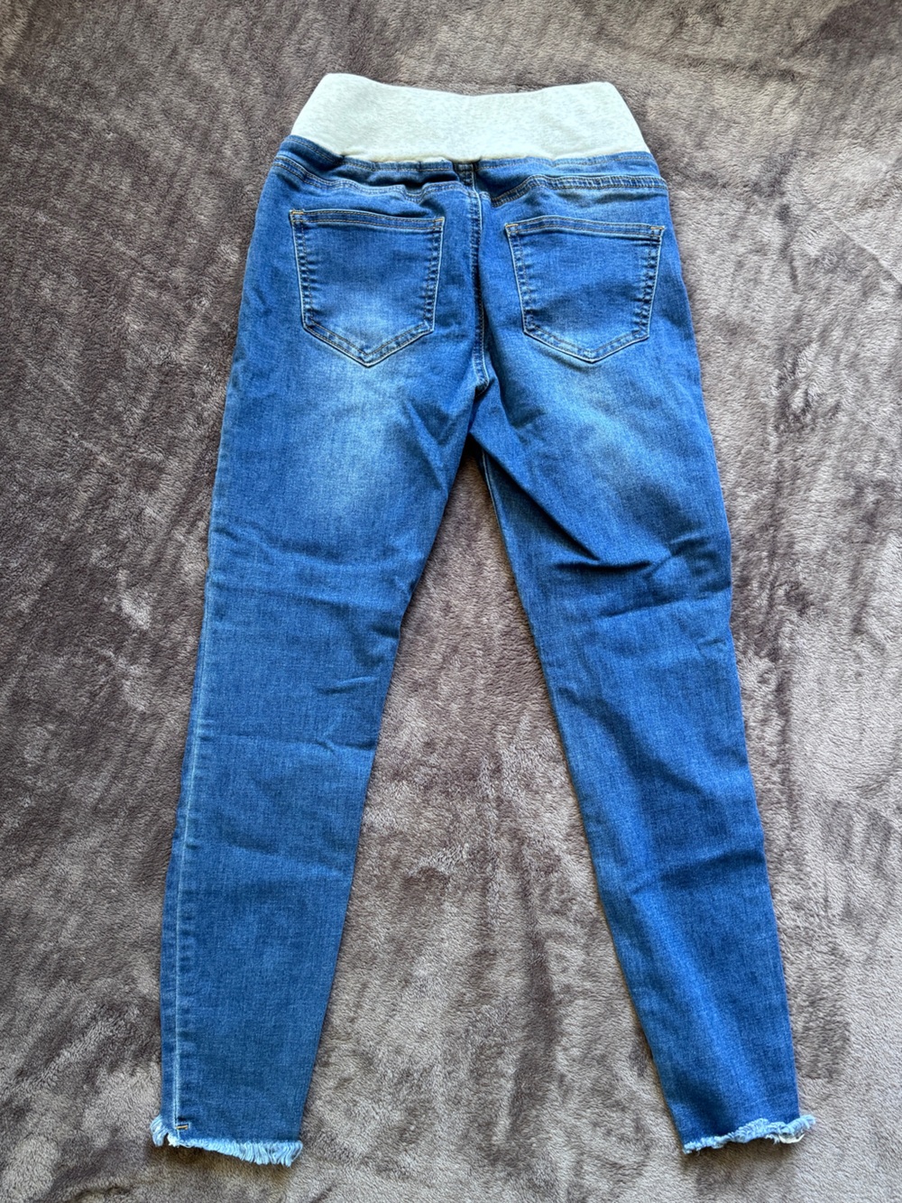 Women’s Blue Denim Maternity Jeans - Classic Mid Wash - Picture 4 of 6